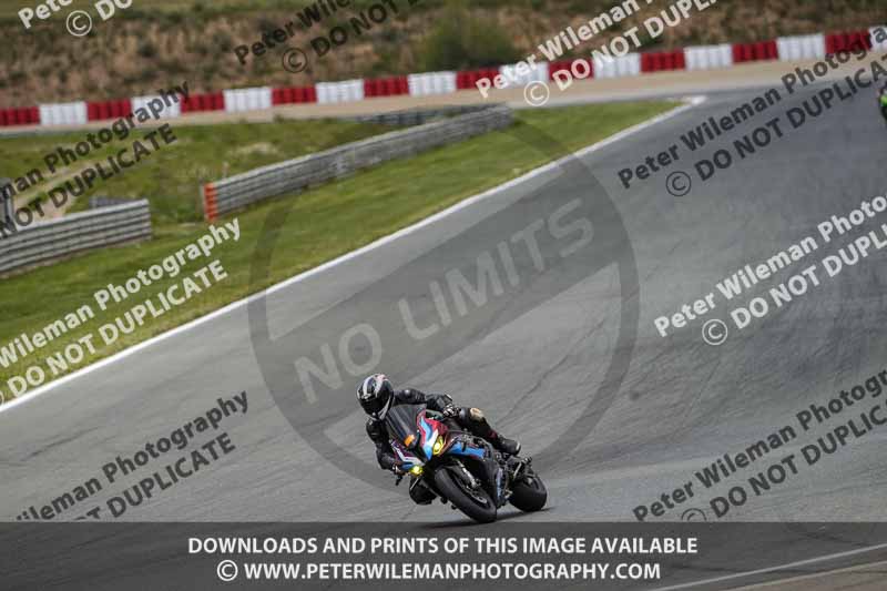 cadwell no limits trackday;cadwell park;cadwell park photographs;cadwell trackday photographs;enduro digital images;event digital images;eventdigitalimages;navarra;no limits trackdays;peter wileman photography;racing digital images;trackday digital images;trackday photos